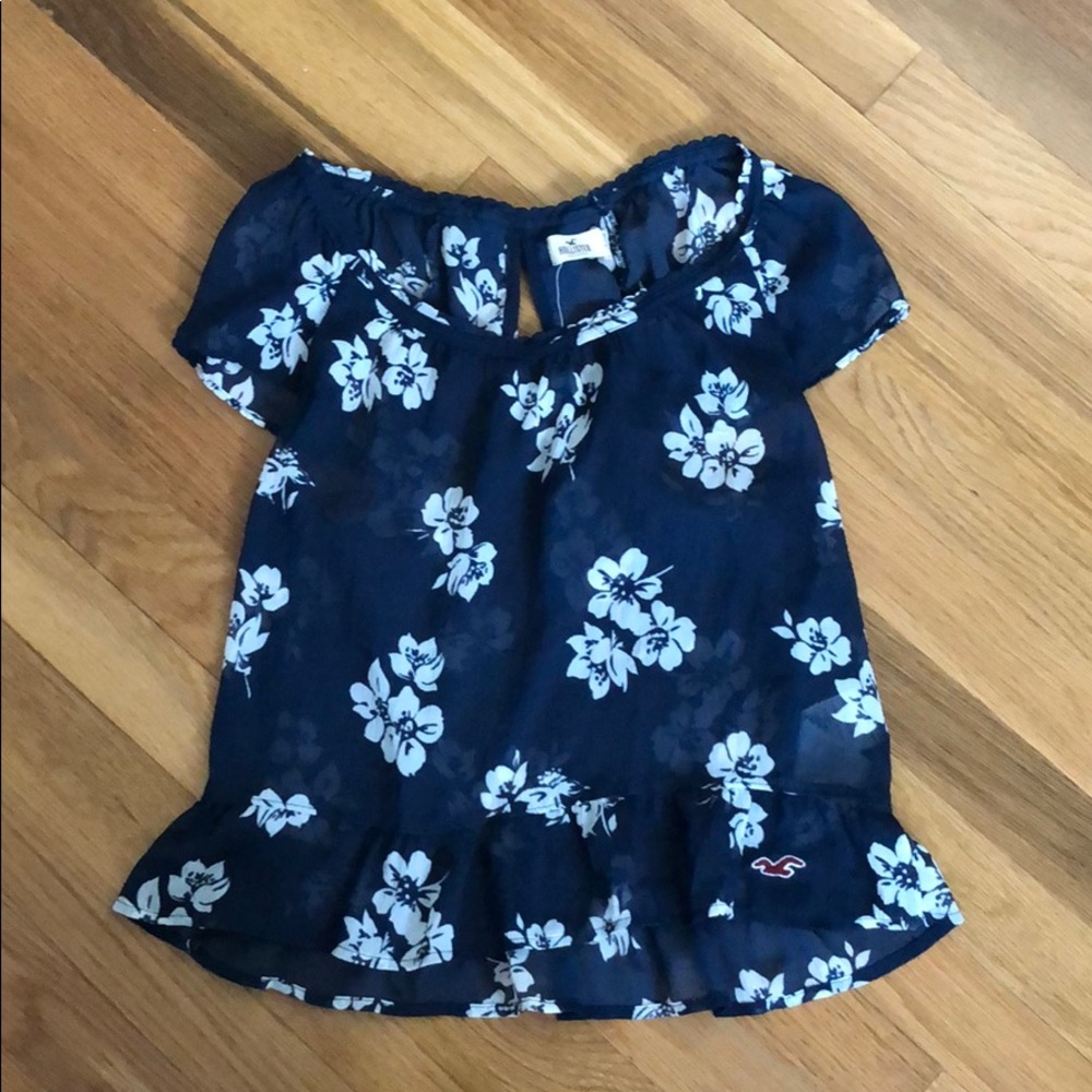 Hollister blouse